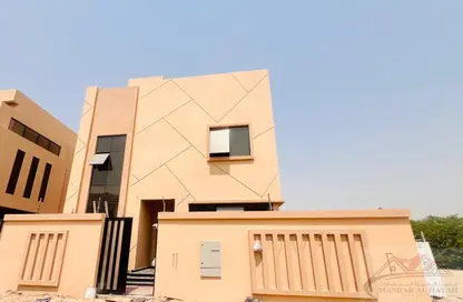 Villa - 4 Bedrooms - 6 Bathrooms for sale in Hoshi 1 - Hoshi - Al Badie - Sharjah