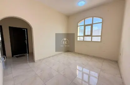 Apartment - 2 Bedrooms - 2 Bathrooms for rent in Asharej - Al Ain