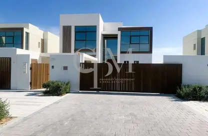 Villa - 3 Bedrooms - 5 Bathrooms for rent in Nad Al Dhabi - Al Jubail Island - Abu Dhabi