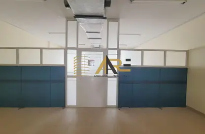 مركز أعمال - استوديو - 1 حمام للايجار في مويلح - الشارقة