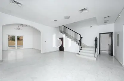 فيلا - 5 غرف نوم - 5 حمامات للايجار في ذو سنترو - الفيلا - دبي