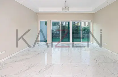 Apartment - 5 Bedrooms - 6 Bathrooms for rent in Mirdif Villas - Mirdif - Dubai