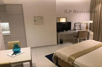 Apartment - 1 Bathroom for sale in Bay Square - Business Bay - Dubai