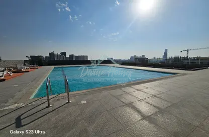Apartment - Studio - 1 Bathroom for rent in The Square Tower - Jumeirah Village Circle - Dubai