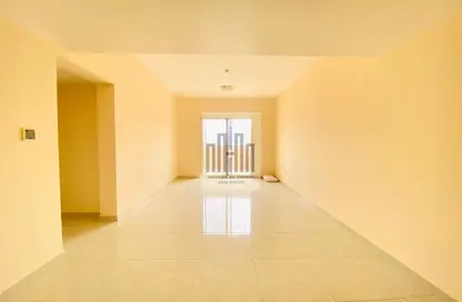 Apartment - 2 Bedrooms - 2 Bathrooms for rent in GGICO Building Moweilah - Muwaileh Commercial - Sharjah
