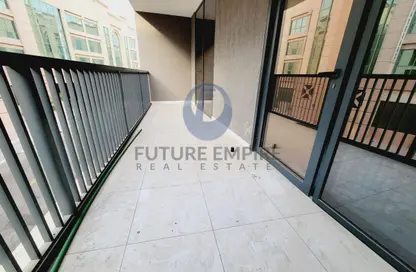 Apartment - 3 Bedrooms - 4 Bathrooms for rent in Al Garhoud - Dubai