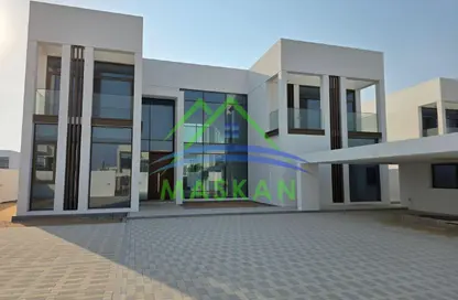 Villa - 5 Bedrooms - 6 Bathrooms for rent in Seef Al Jubail - Al Jubail Island - Abu Dhabi Villa - 5 Bedrooms - 6 Bathrooms for rent in Seef Al Jubail - Al Jubail Island - Abu Dhabi