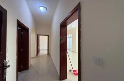 Apartment - 3 Bedrooms - 4 Bathrooms for rent in Al Mraijeb - Al Jimi - Al Ain