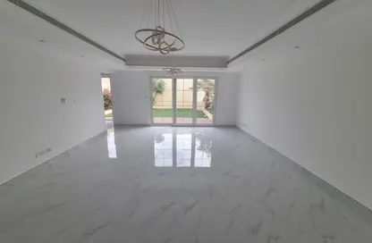Villa - 3 Bedrooms - 4 Bathrooms for rent in Springs 9 - The Springs - Dubai