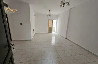 شقة - 2 غرف نوم - 2 حمامات للايجار في الند - القاسمية - الشارقة