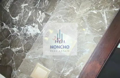 شقة - 2 غرف نوم - 3 حمامات للايجار في برج دوجا - شارع الشيخ زايد - دبي شقة - 2 غرف نوم - 3 حمامات للايجار في برج دوجا - شارع الشيخ زايد - دبي