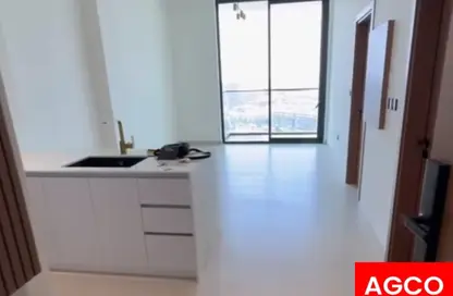 Apartment - 1 Bedroom - 2 Bathrooms for rent in Binghatti Tulip - Jumeirah Village Circle - Dubai