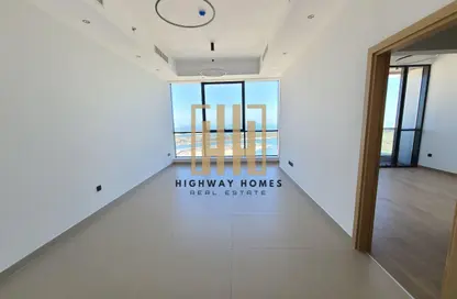 Apartment - 1 Bedroom - 2 Bathrooms for rent in La Plage Tower - Al Mamzar - Sharjah - Sharjah