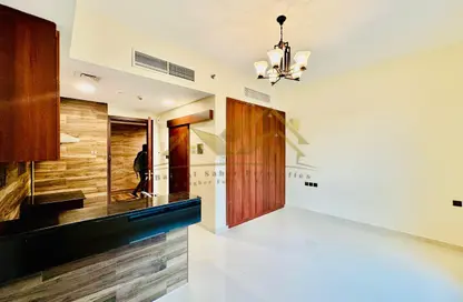 Apartment - Studio - 1 Bathroom for rent in Al Souk Al Kabeer - Bur Dubai - Dubai