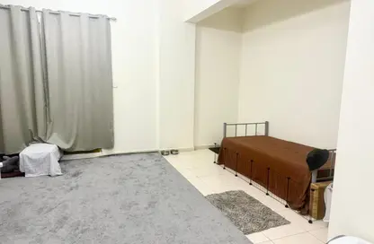 شقة - 1 حمام للبيع في طراز إماراتي - المدينة الدولية - دبي