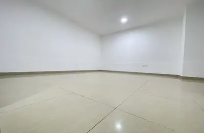 Apartment - Studio - 1 Bathroom for rent in Al Khalidiya - Abu Dhabi