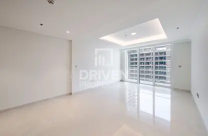 Apartment - 1 Bedroom - 1 Bathroom for sale in Palace Beach Residence - EMAAR Beachfront - Dubai Harbour - Dubai