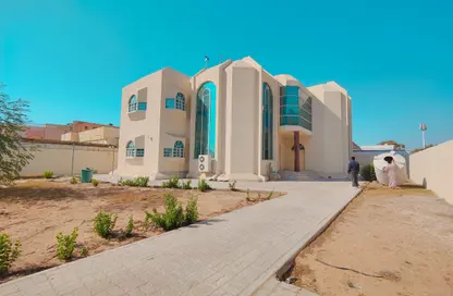 Villa - 6 Bedrooms - 6 Bathrooms for rent in Al Ghafia - Al Riqqa - Sharjah