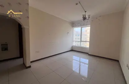 Apartment - 1 Bedroom - 2 Bathrooms for rent in Al Mahatta - Al Qasimia - Sharjah
