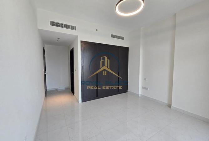 15898649 - Property Image 2