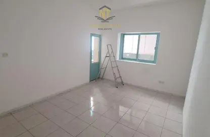 Apartment - 2 Bedrooms - 2 Bathrooms for rent in Al Khan Corniche - Al Khan - Sharjah