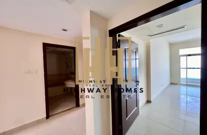 Apartment - 2 Bedrooms - 2 Bathrooms for rent in Palm Tower 3 - Palm Towers - Al Majaz - Sharjah