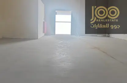 مستودع - استوديو - 2 حمامات للايجار في أم الثعوب - أم القيوين مستودع - استوديو - 2 حمامات للايجار في أم الثعوب - أم القيوين