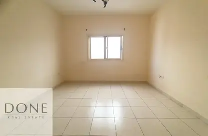 شقة - غرفة نوم - 2 حمامات للايجار في بناية الحور - تجارية مويلح - الشارقة