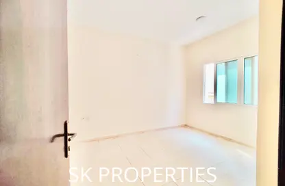 Apartment - 1 Bedroom - 1 Bathroom for rent in Muweileh Community - Muwaileh Commercial - Sharjah