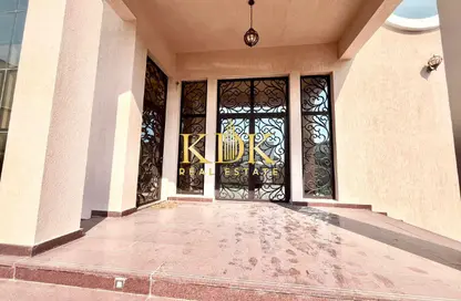 فيلا - 5 غرف نوم - 7 حمامات للايجار في البرشاء جنوب 1 - جنوب البرشاء - البرشاء - دبي