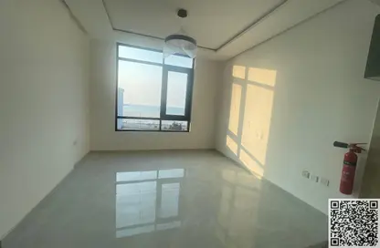Apartment - Studio - 1 Bathroom for rent in Corniche Tower - Ajman Corniche Road - Ajman