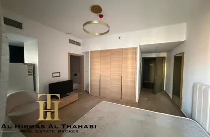 Apartment - Studio - 1 Bathroom for rent in Regina Tower - District 12 - Jumeirah Village Circle - Dubai