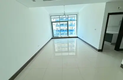 شقة - 2 غرف نوم - 3 حمامات للايجار في برج ويمبلي - مدينة دبي الرياضية - دبي