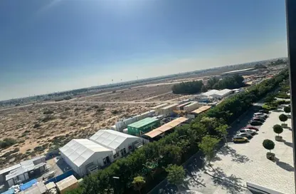 شقة - 2 غرف نوم - 3 حمامات للايجار في طراز 2 - الجادة - الشارقة