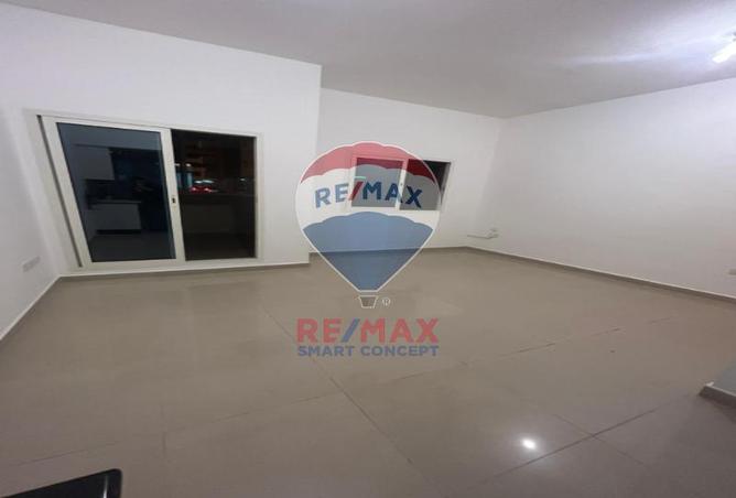 Apartment - Studio - 1 Bathroom for rent in Tower 8 - Al Reef Downtown - Al Reef - Abu Dhabi