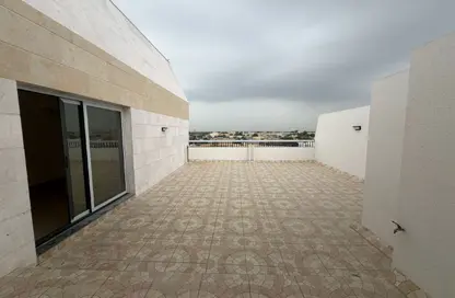 شقة - 2 غرف نوم - 3 حمامات للايجار في الفلاح - تجارية مويلح - الشارقة شقة - 2 غرف نوم - 3 حمامات للايجار في الفلاح - تجارية مويلح - الشارقة