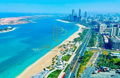 Apartment - 3 Bedrooms - 4 Bathrooms for rent in Nation Towers - Corniche Road - Abu Dhabi