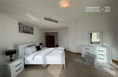Apartment - 2 Bedrooms - 2 Bathrooms for rent in Al Khushkar - Shoreline Apartments - Palm Jumeirah - Dubai