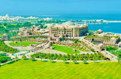 Apartment - 3 Bedrooms - 4 Bathrooms for rent in Etihad Tower 1 - Etihad Towers - Corniche Road - Abu Dhabi