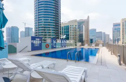 صورة لـ حوض سباحة شقة - غرفة نوم - 1 حمام للبيع في أزور - دبي مارينا - دبي ، صورة رقم 1