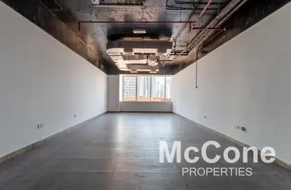 Office Space - Studio for rent in Capital Golden Tower - Business Bay - Dubai