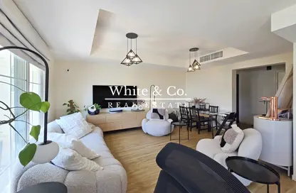 Villa - 2 Bedrooms - 3 Bathrooms for sale in Springs 7 - The Springs - Dubai