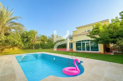 Villa - 4 Bedrooms - 5 Bathrooms for sale in District 3 - Jumeirah Park - Dubai