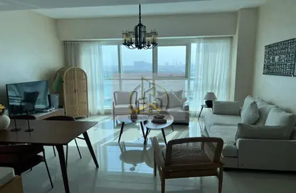 Apartment - 2 Bedrooms - 3 Bathrooms for sale in Marina Bay by DAMAC - Najmat Abu Dhabi - Al Reem Island - Abu Dhabi