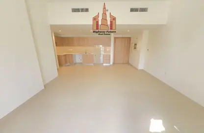 Apartment - 2 Bedrooms - 2 Bathrooms for rent in Rimal Residences - Maryam Island - Sharjah