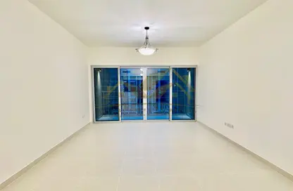 Apartment - 2 Bedrooms - 3 Bathrooms for rent in Sherina Plaza 1 - Corniche Deira - Deira - Dubai Apartment - 2 Bedrooms - 3 Bathrooms for rent in Sherina Plaza 1 - Corniche Deira - Deira - Dubai