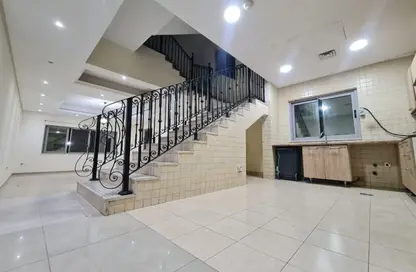 Villa - 4 Bedrooms - 6 Bathrooms for rent in District 16 - Jumeirah Village Circle - Dubai