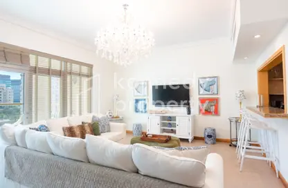 Apartment - 2 Bedrooms - 2 Bathrooms for rent in Al Msalli - Shoreline Apartments - Palm Jumeirah - Dubai