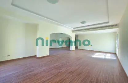 Villa - 5 Bedrooms - 6 Bathrooms for rent in Meadows 2 - Meadows - Dubai