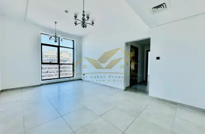 Apartment - 1 Bedroom - 2 Bathrooms for rent in Jumeirah Garden City - Al Satwa - Dubai